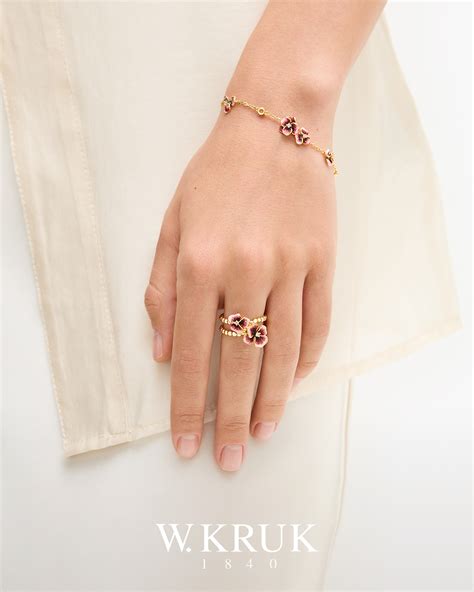 Przykładowa biżuteria dostępna w aplikacji W.KRUK