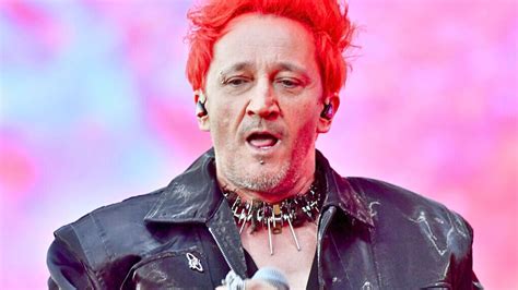 Komornik zajmujący majątek