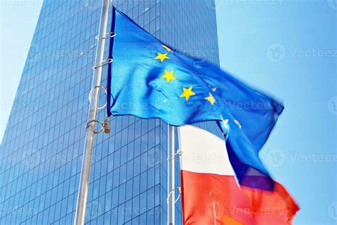 flaga Unii Europejskiej i Polski
