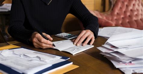 Diagram pokazujący sytuacje, w których wierzyciel ponosi koszty egzekucyjne