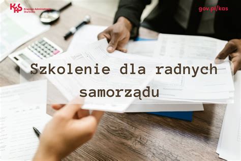 Infografika porównująca obowiązki składania oświadczeń majątkowych przed i po zmianach